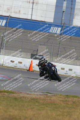 media/Nov-26-2022-Fastrack Riders (Sat) [[b001e85eef]]/Level 2/Session 3 Outside Turn 9/